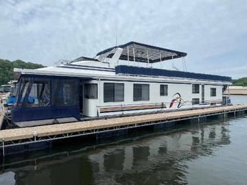 2000 Funtime 16x72 Houseboat
