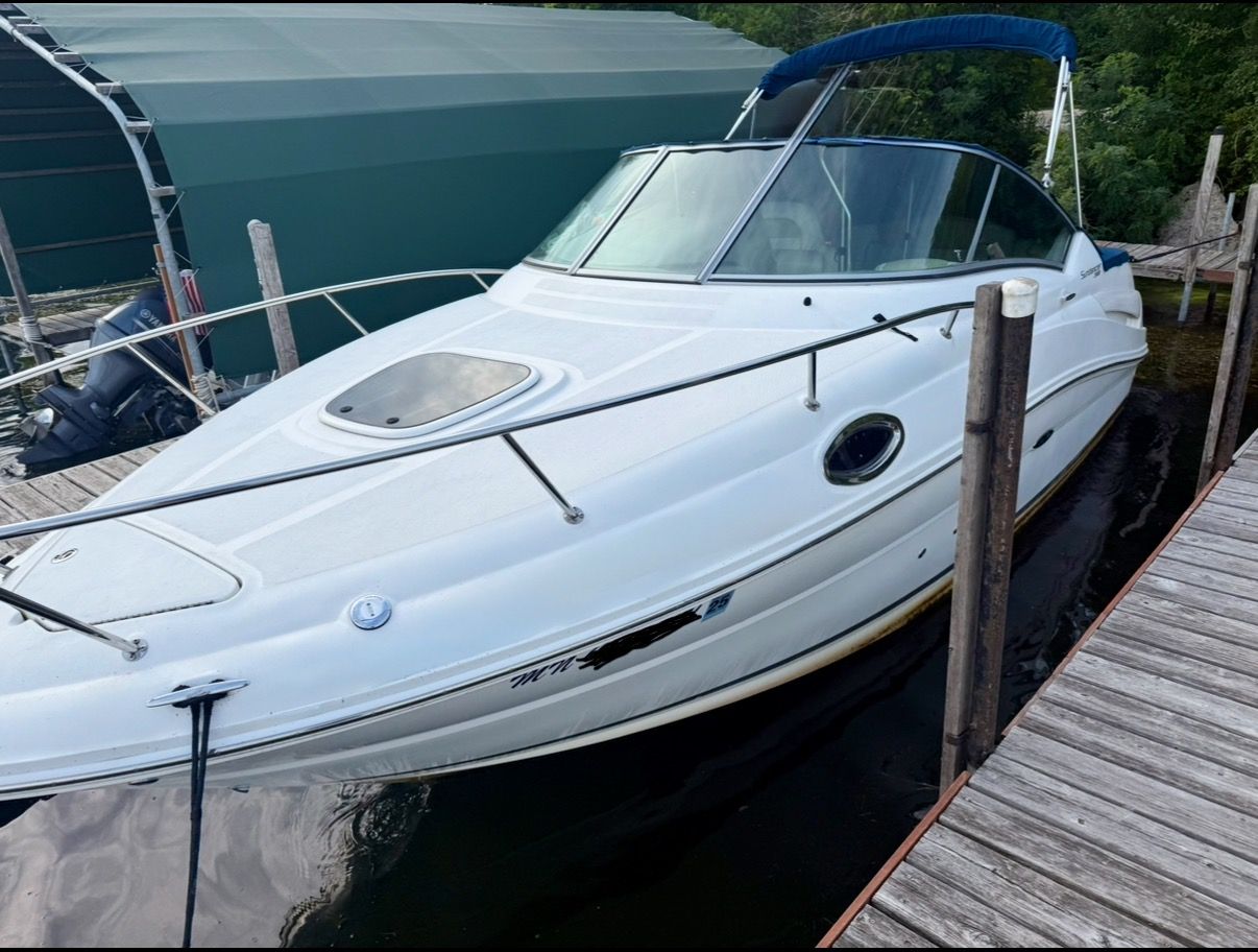 2010 Sea Ray 240 Sundancer