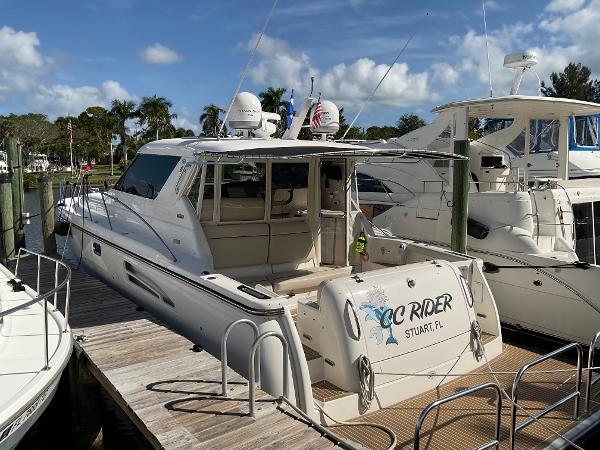2004 Tiara Yachts 4400 Sovran
