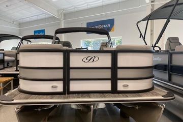 2026 Bentley Pontoons Legacy 223 Navigator
