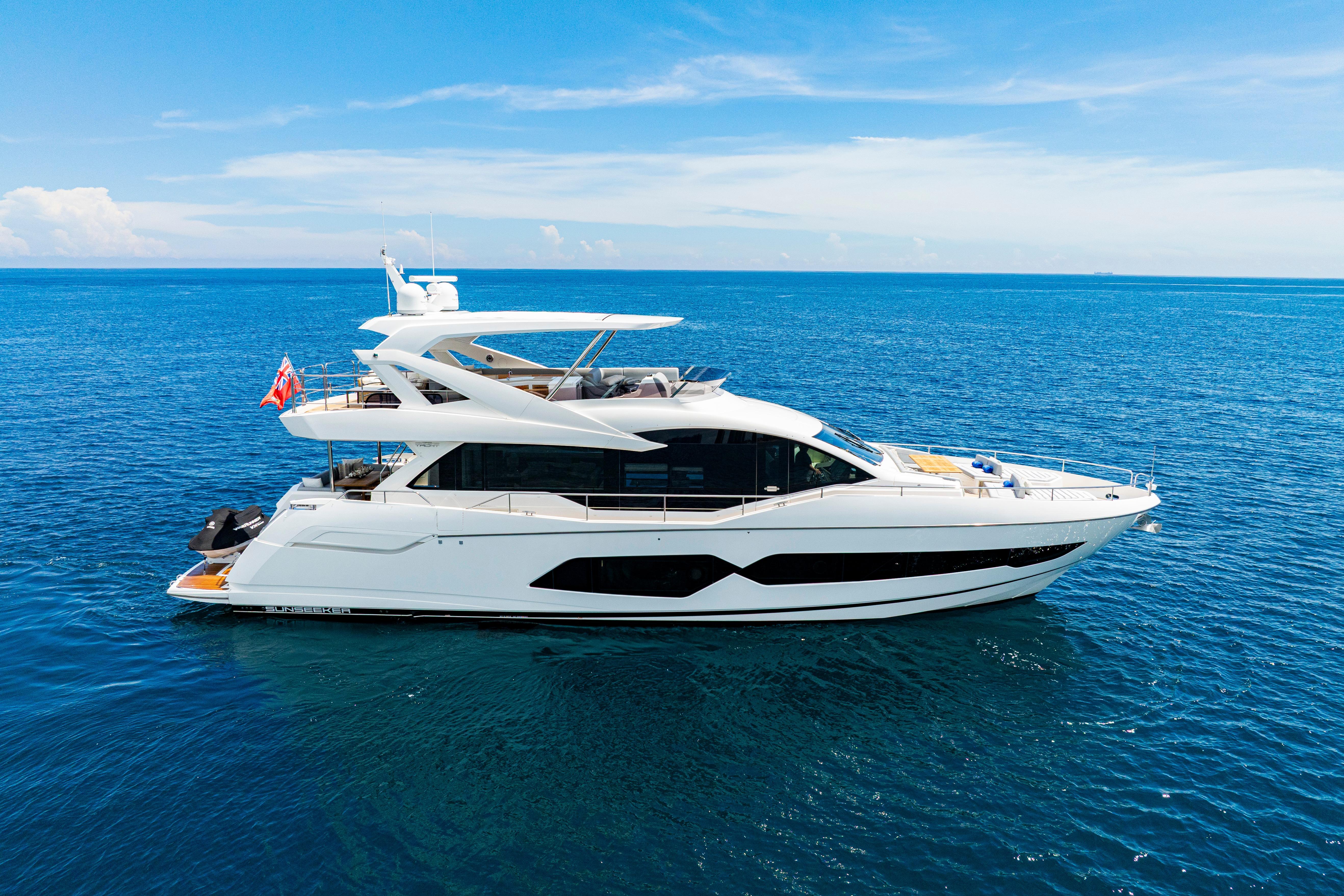 2021 Sunseeker 76 Yacht