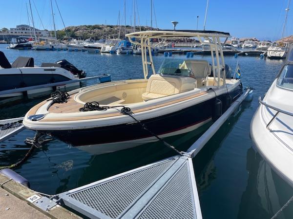Chris-Craft 26 Catalina