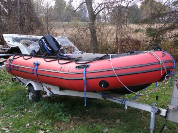 2010 12' Mercury Inflatable Boat /c/w 30hp Mercury Outboard