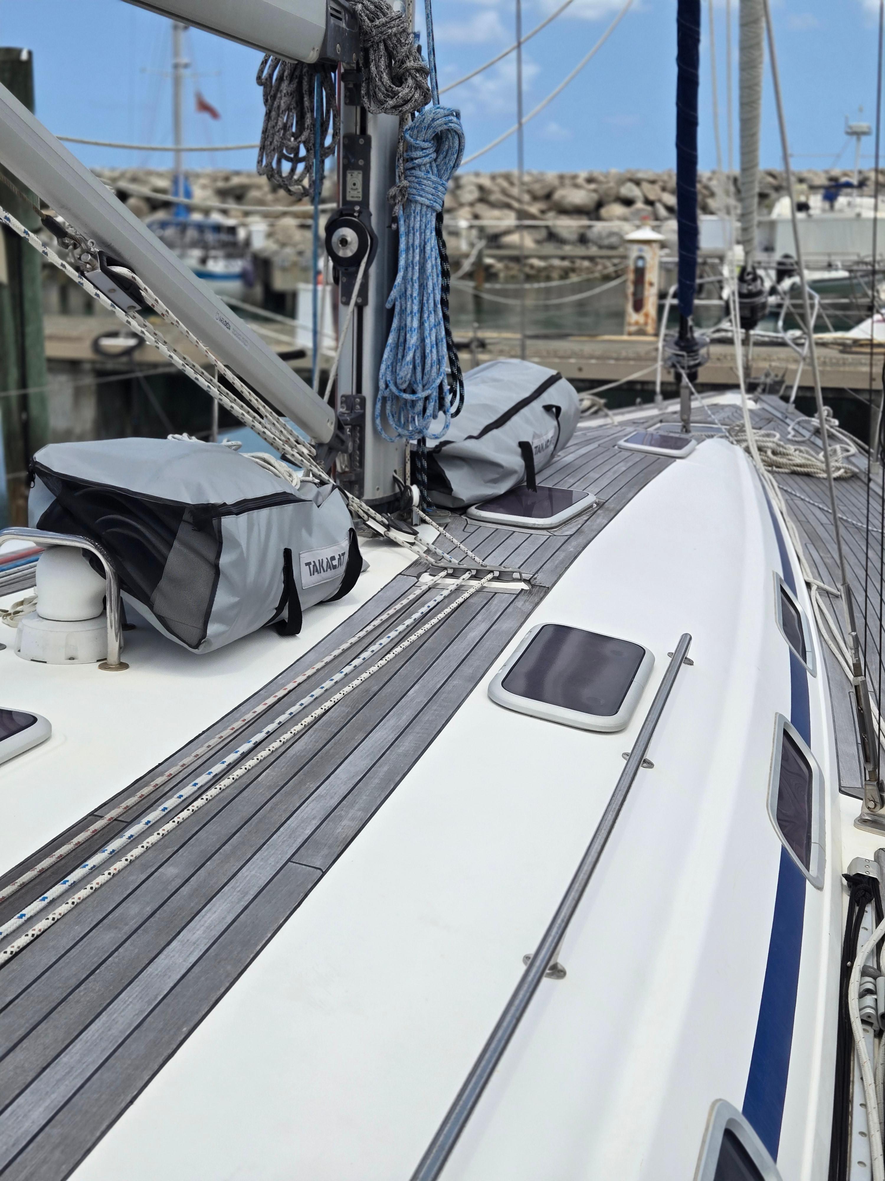 2003 Bavaria Cruising sailboat