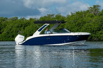 2026 Sea Ray SDX 230 Outboard