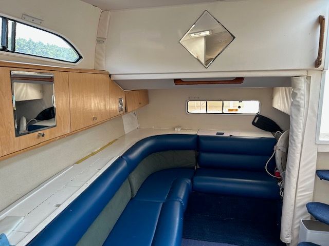 1996 Carver 360 Mid -Cabin Express