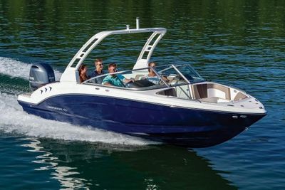 Chaparral 23 SSi OB Boat
