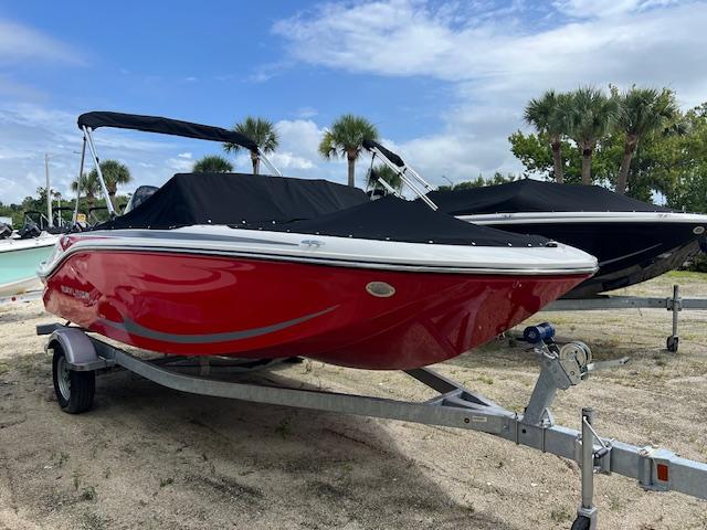 2025 Bayliner Element M17
