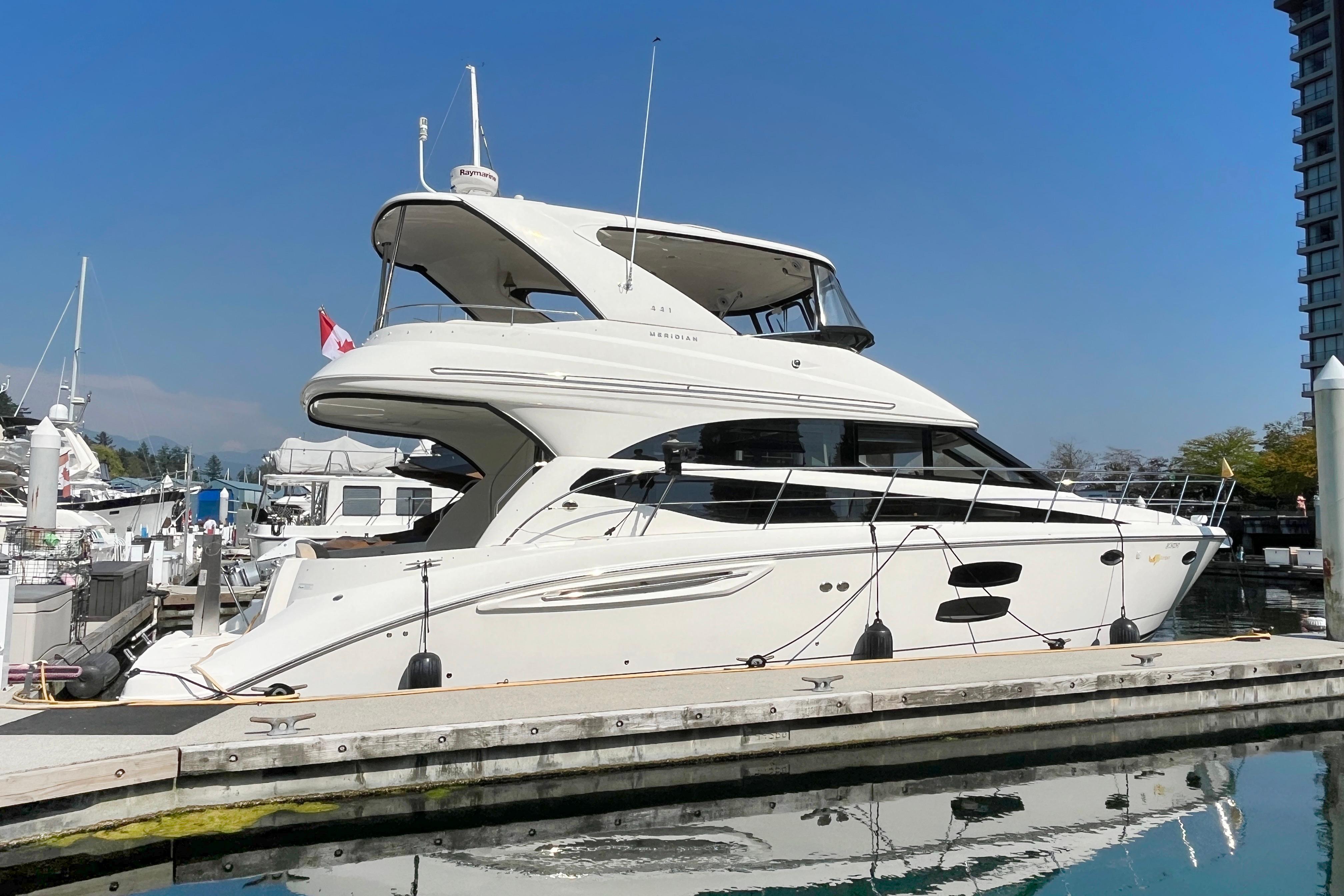 2012 Meridian 441 Sedan