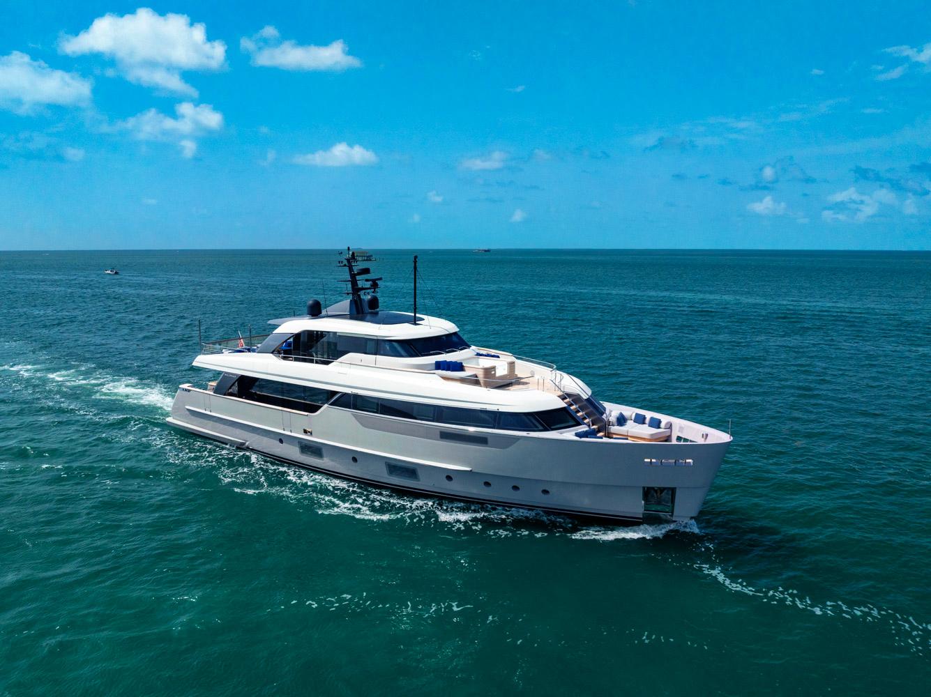 Sanlorenzo SD96