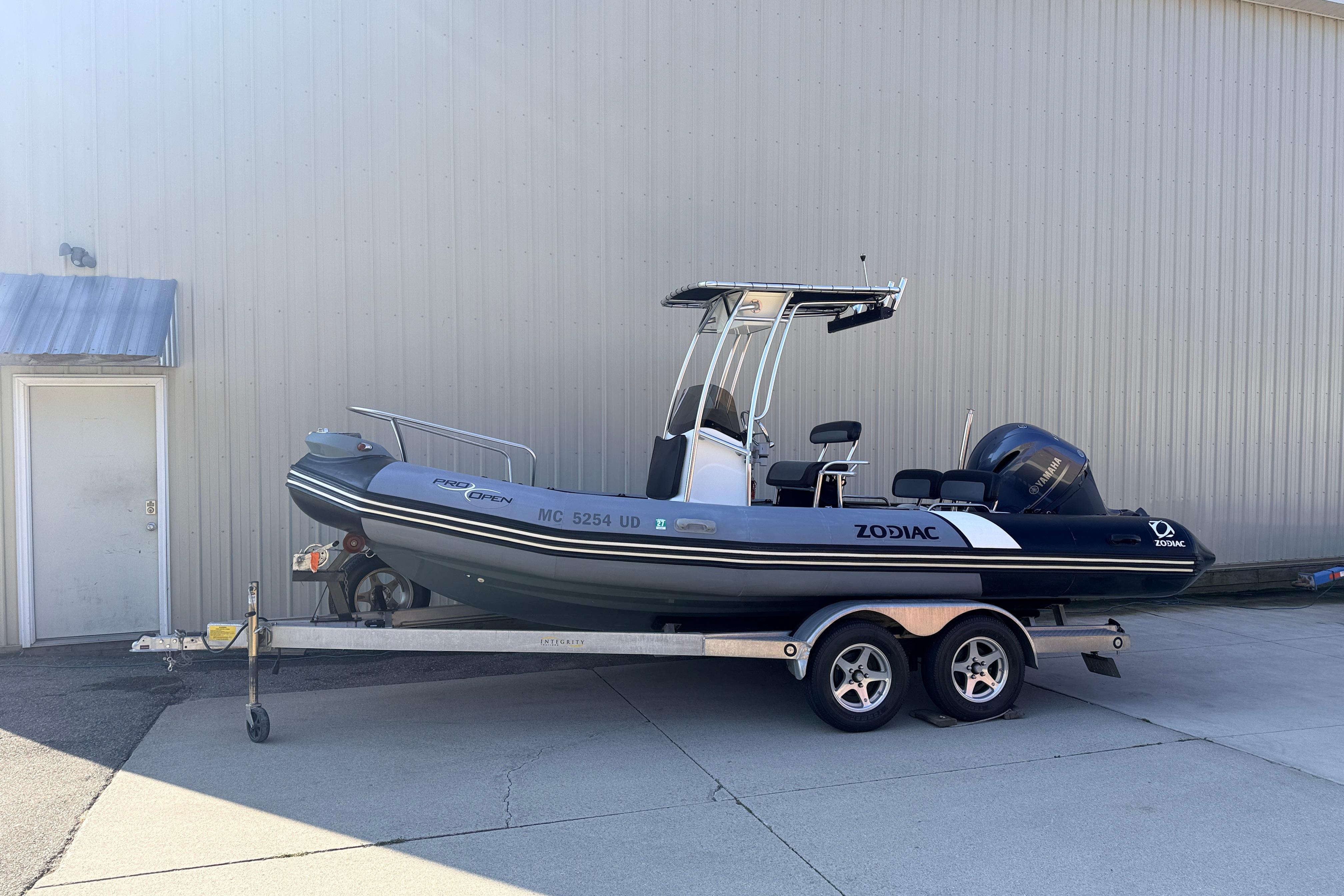 2017 Zodiac Pro Open 650