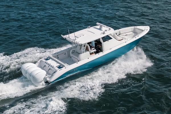 2022 Everglades 395cc