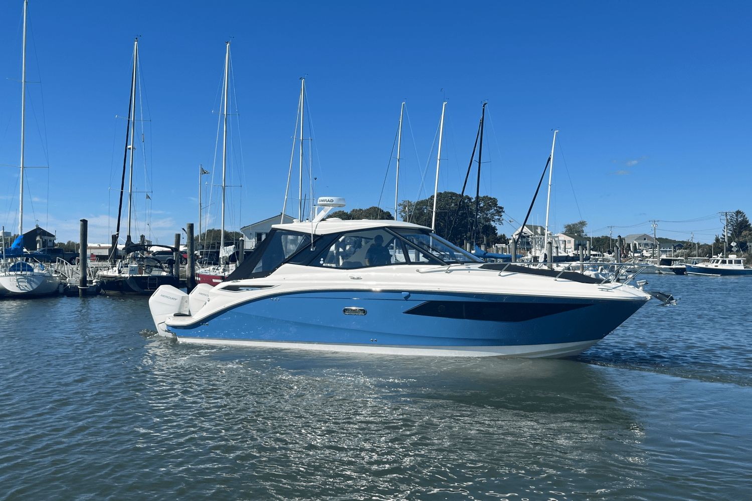 2026 Sea Ray Sundancer 320 Outboard