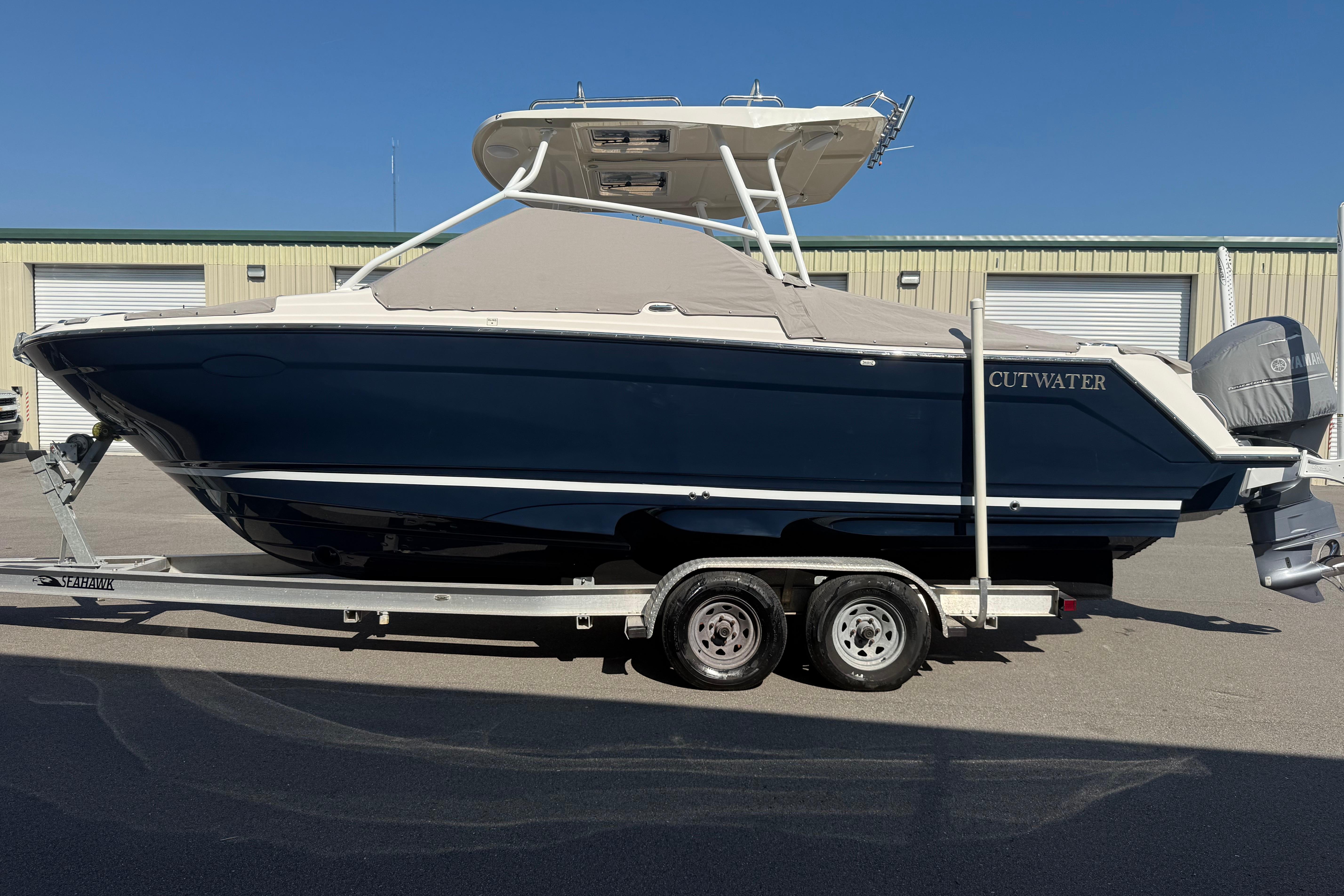 2020 Cutwater C-24 DC