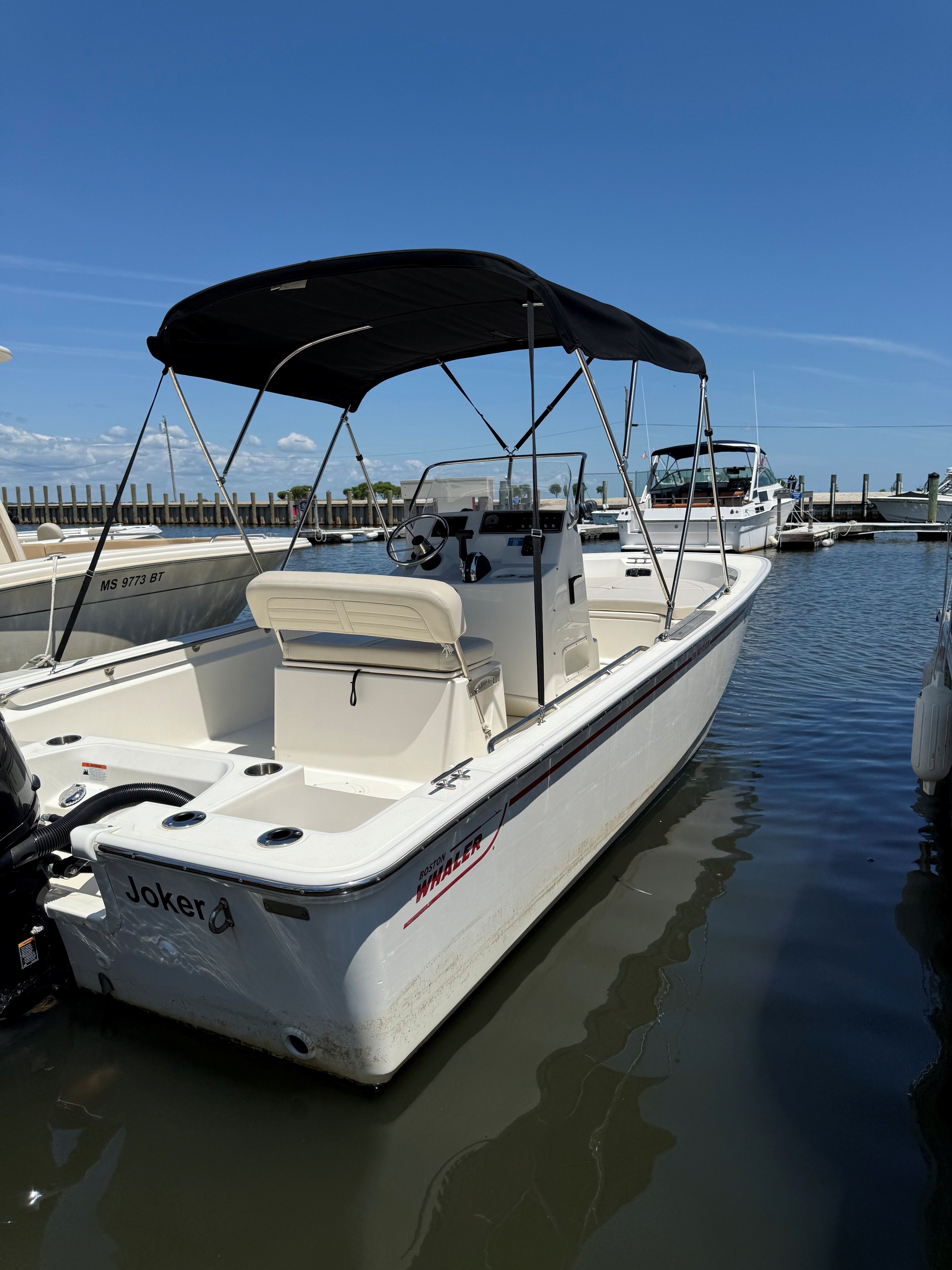 2024 Boston Whaler 190 Montauk