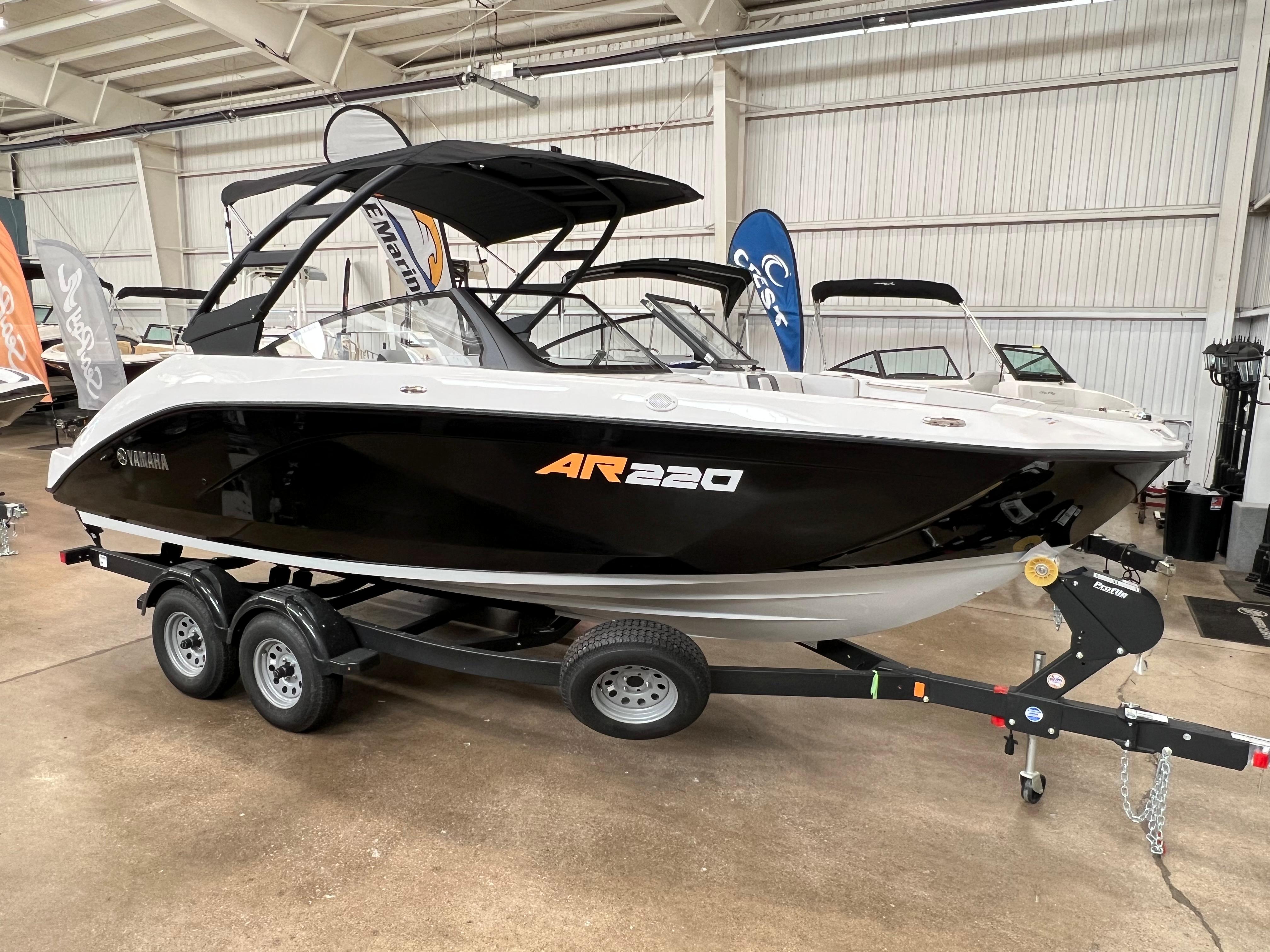 2024 Yamaha Boats AR 220, Michigan City Indiana