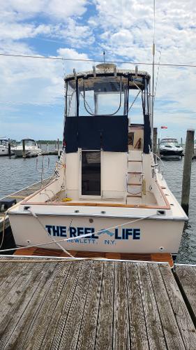 1988 Pacemaker 31 Sportfish