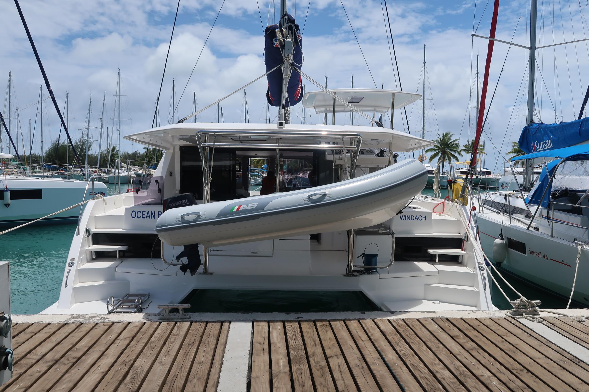 2019 Leopard 40