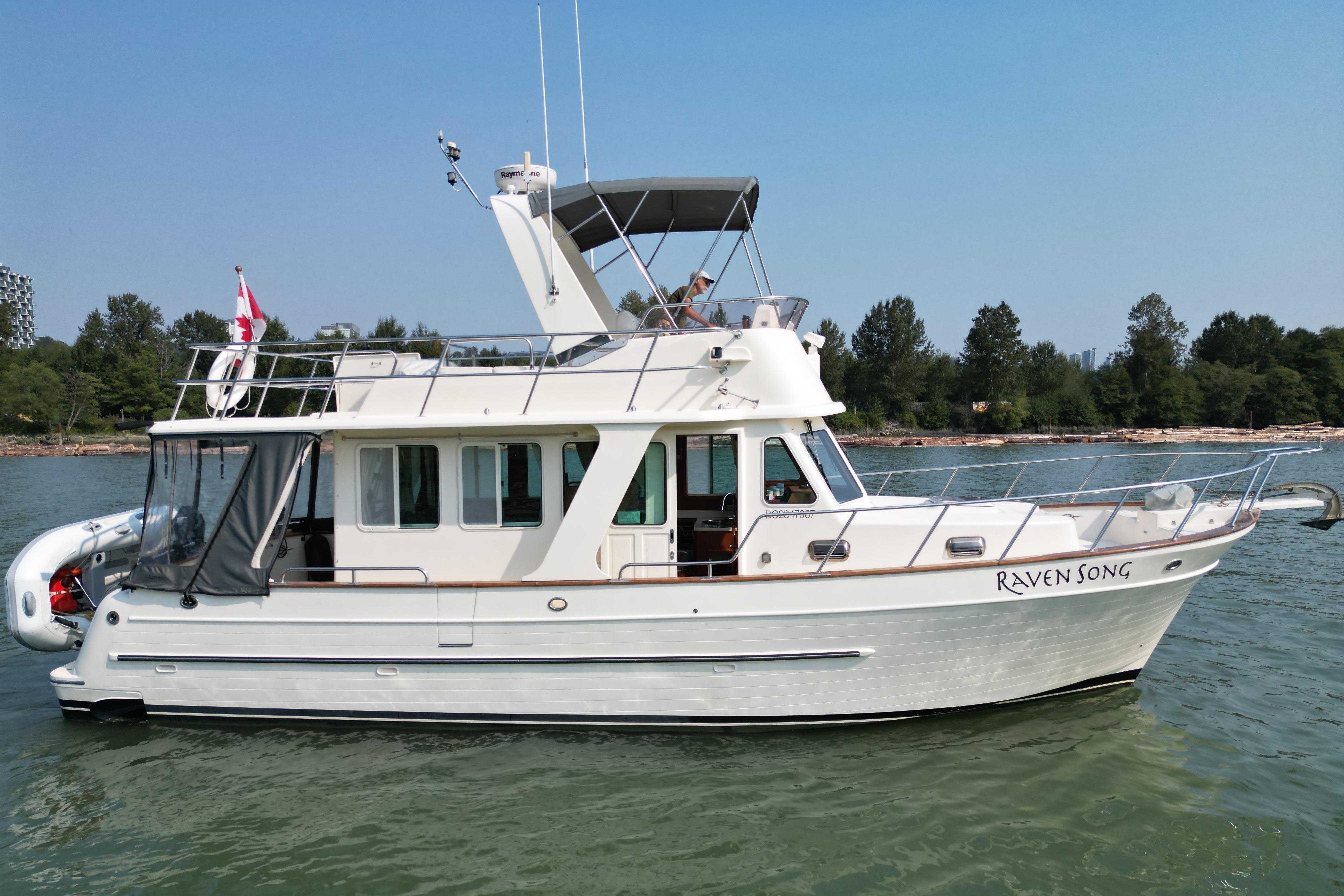 2011 North Pacific 38 Sedan