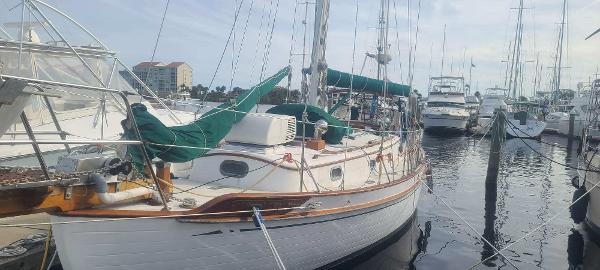 1985 Tayana 37