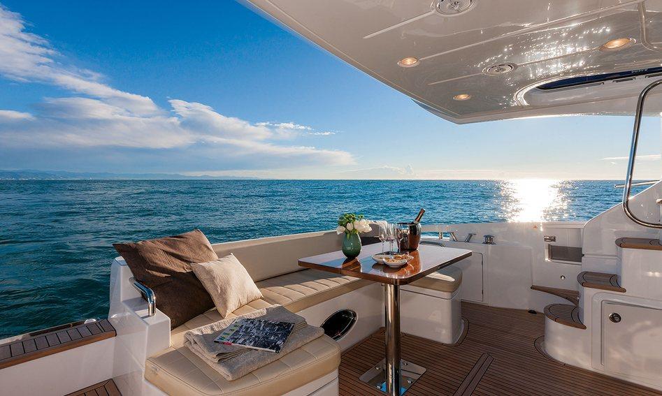 2015 Azimut 54 Fly
