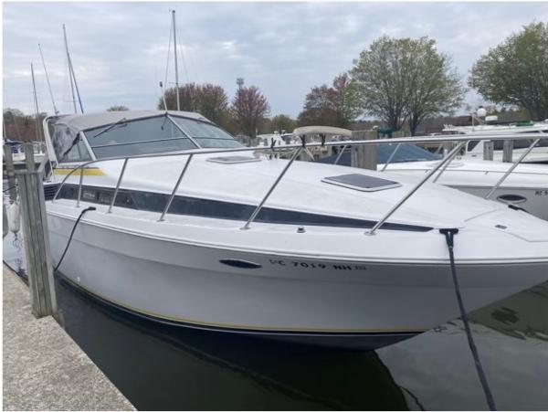 1987 Chris-Craft 320 Amerosport