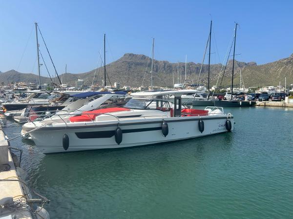 Nimbus T11 T-TOP 2022 Nimbus T11 T-Top for sale in Menorca - Clearwater Marine