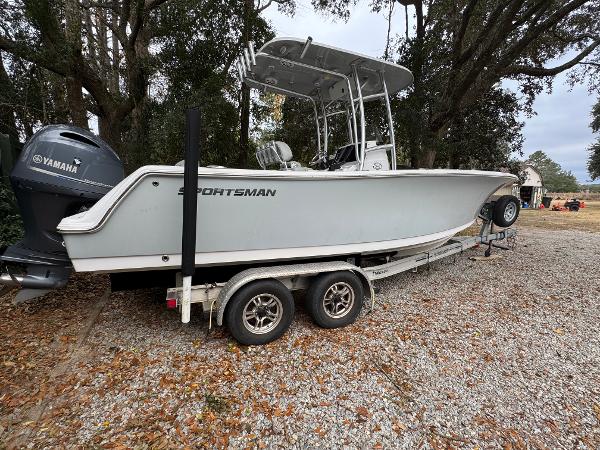 2019 Sportsman Heritage 231 Center Console