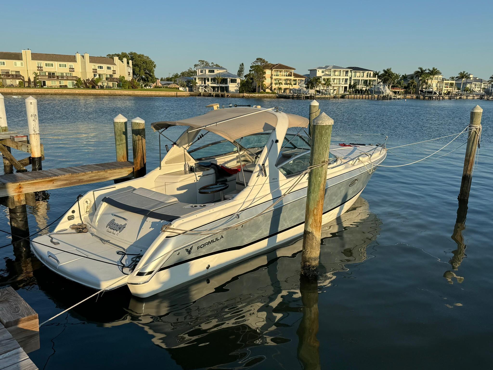 2007 Formula 330 Sun Sport