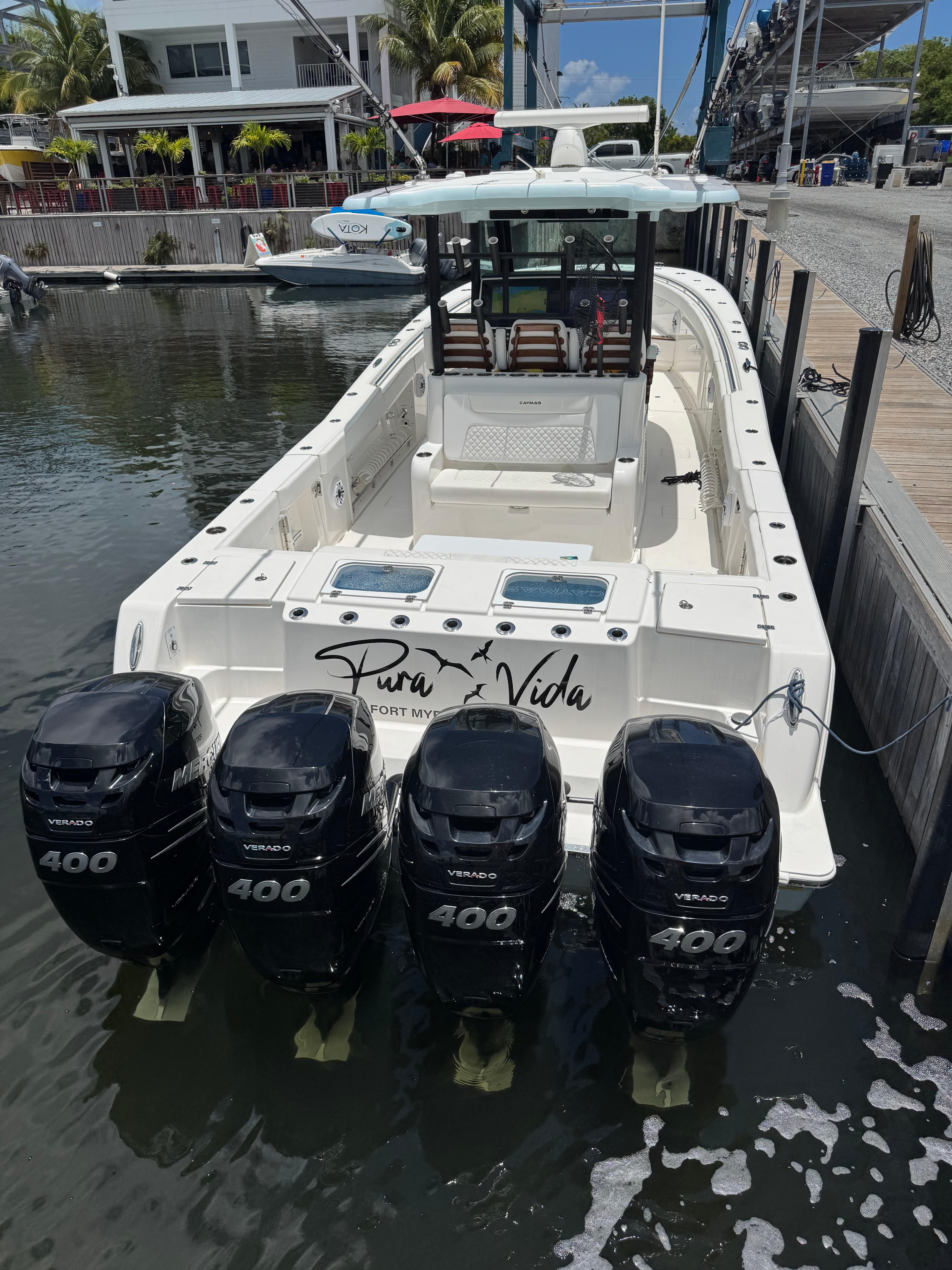 2023 Caymas 401 CC