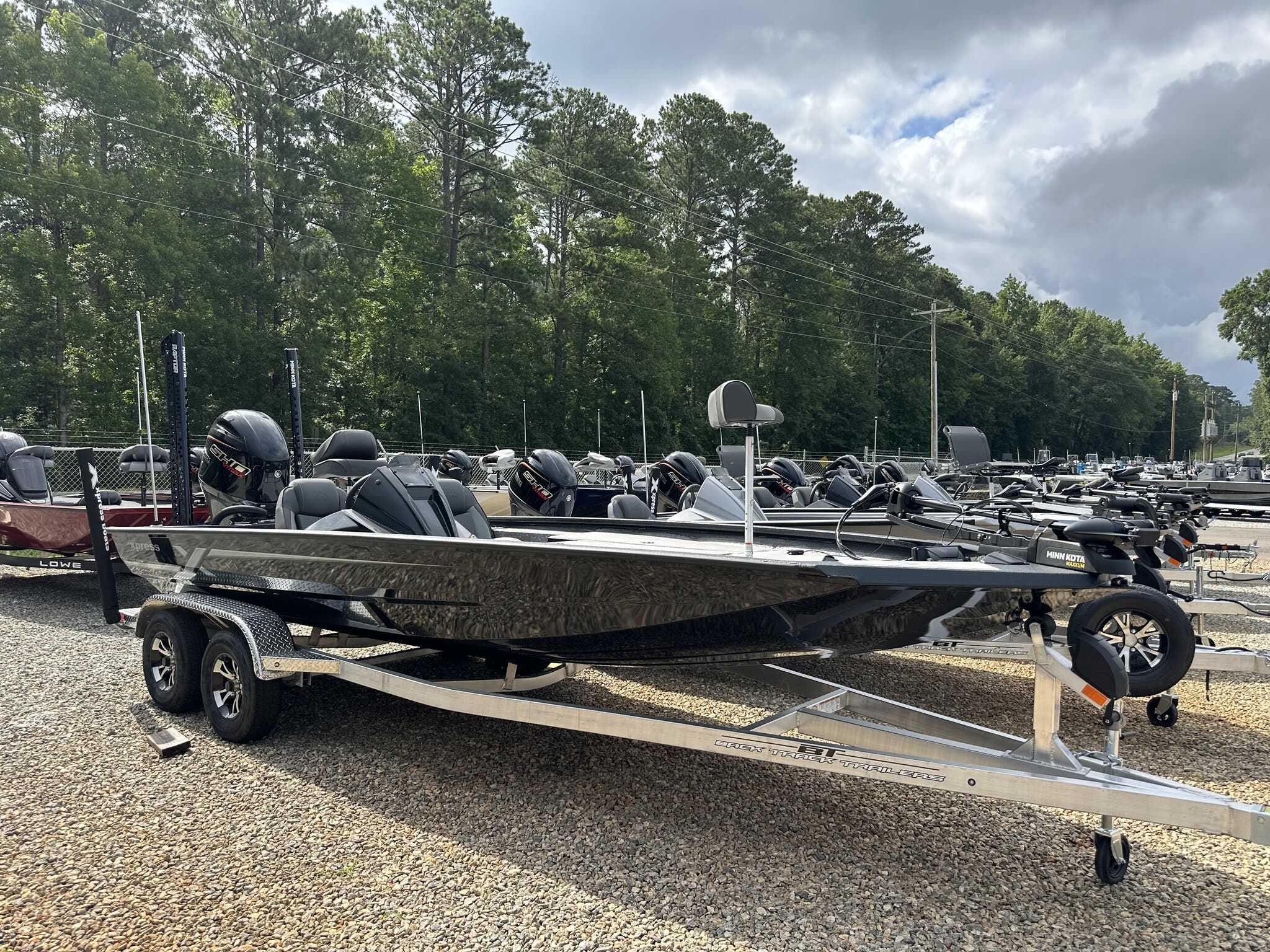 Xpress Hyper-Lift Bass Series H20