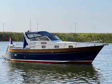 1996 Apreamare 9 Semi-Cabinato