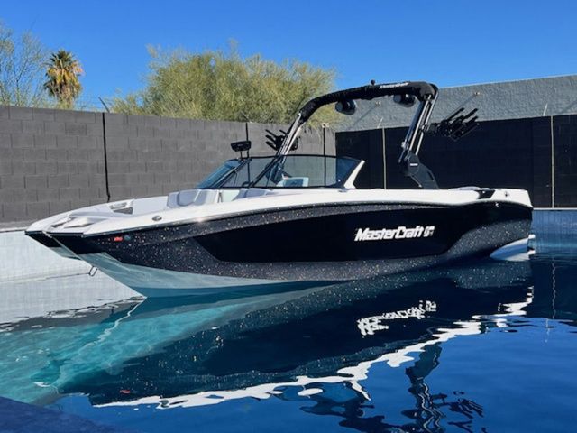 2026 MasterCraft XT24
