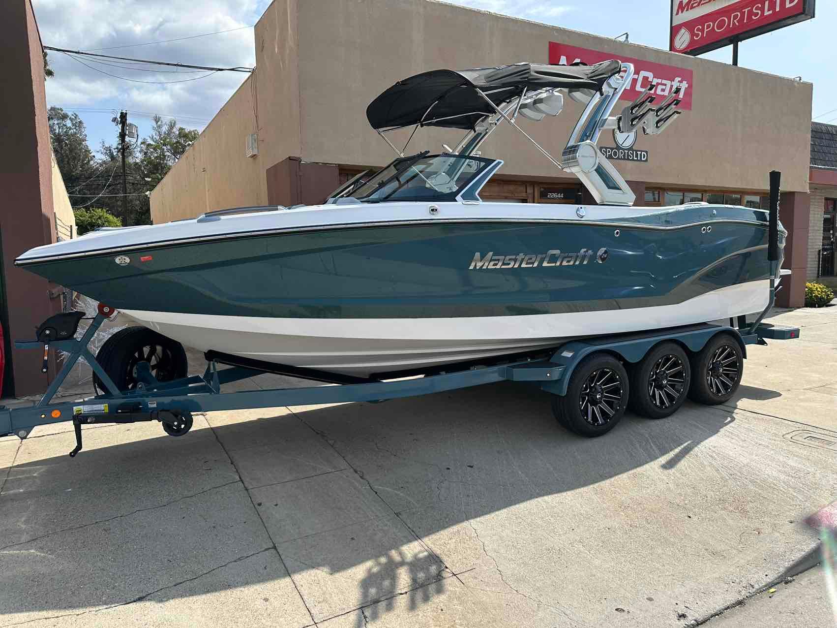 2025 MasterCraft X24