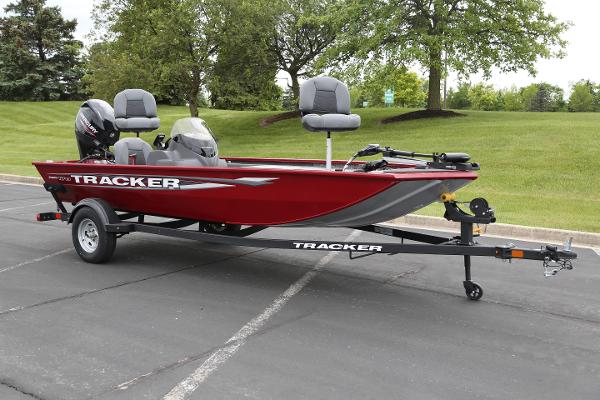 2025 Tracker Pro 170