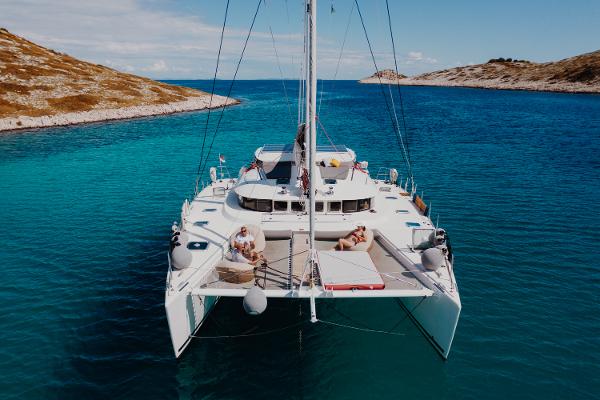 2008 Lagoon 570