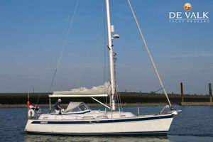 Hallberg-Rassy 37