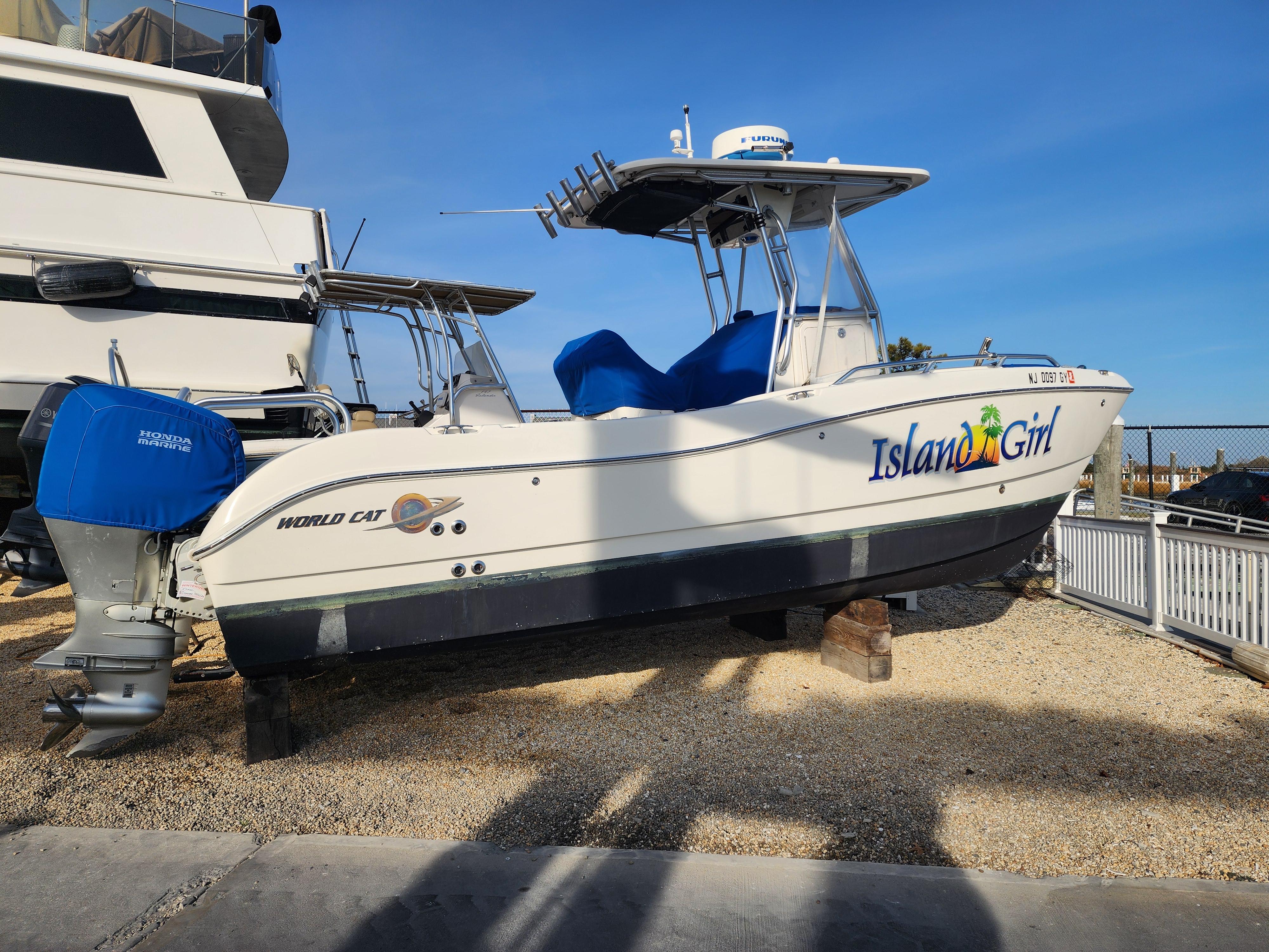 2006 World Cat 230 SF