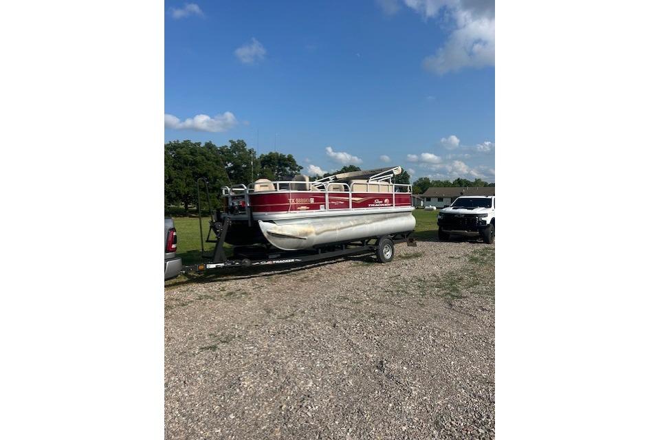 2023 Sun Tracker Bass Buggy 18 DLX