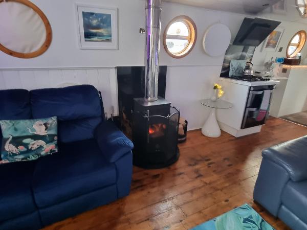 2015 Wide Beam Narrowboat CUTTWATER