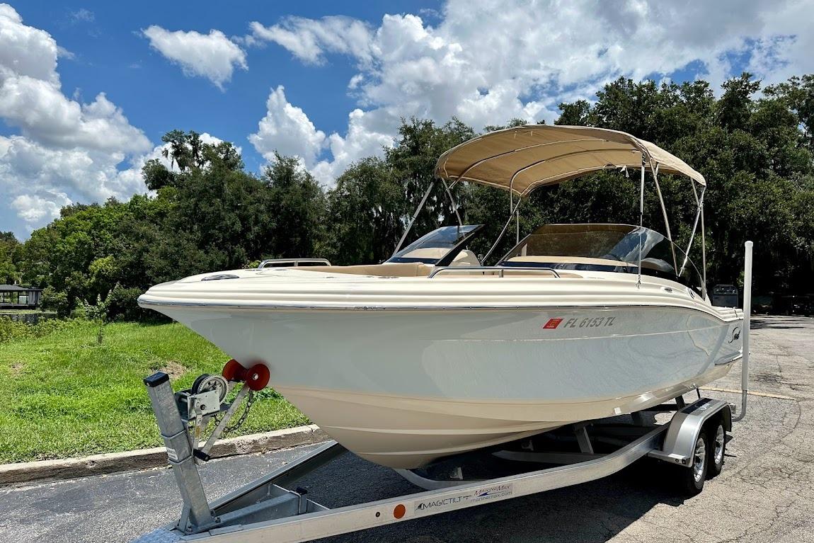 2023 Scout 215 Dorado