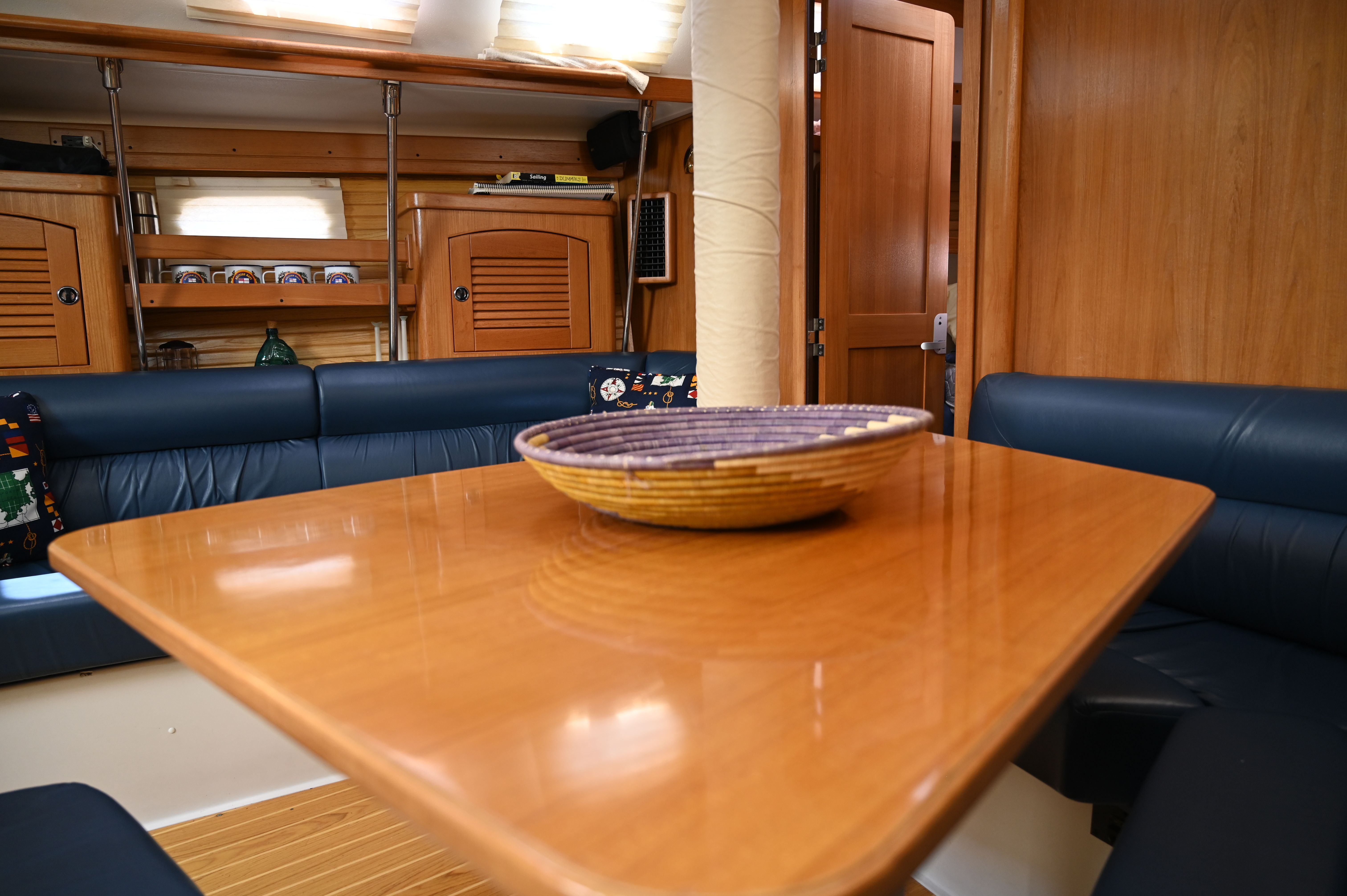 2002 Catalina C400