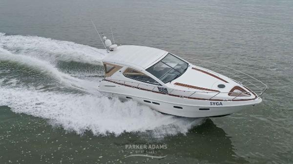 2009 Sealine SC38