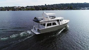 2025 Helmsman Trawlers 43E PILOTHOUSE