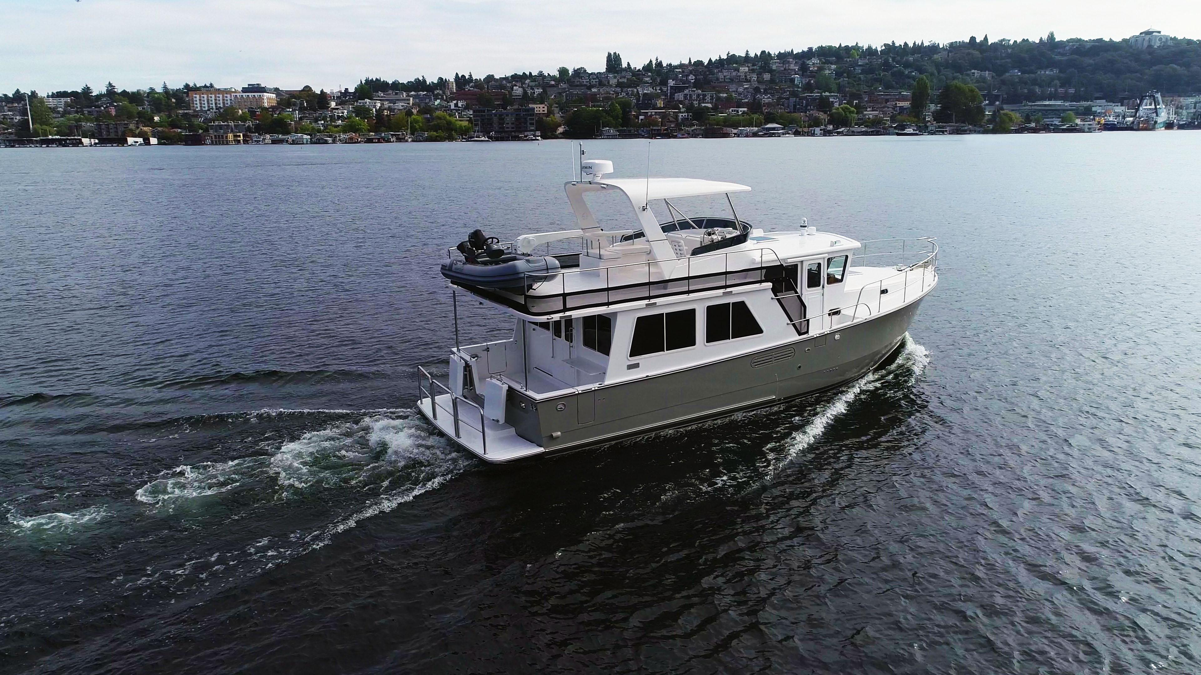 2025 Helmsman Trawlers 43E PILOTHOUSE