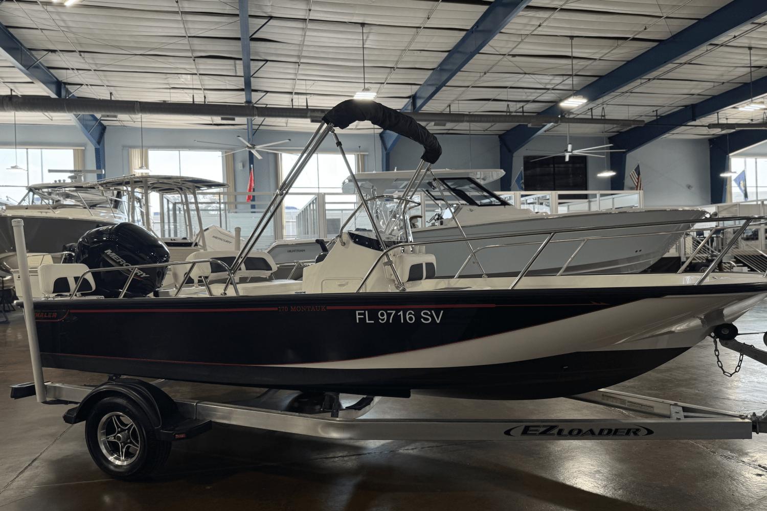 2021 Boston Whaler 17 Montauk