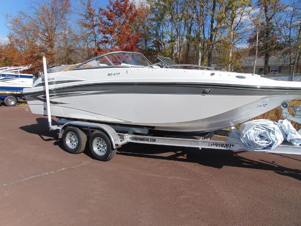 2024 Hurricane SunDeck 2600 OB, Quakertown Pennsylvania - boats.com