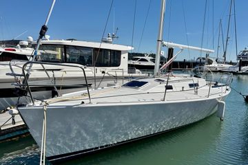 1999 J Boats J/105