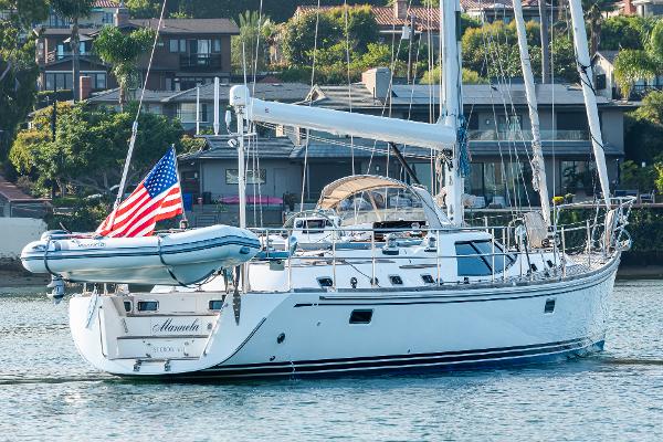 2011 Hylas 56