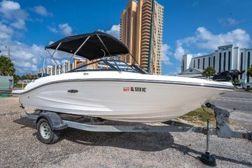 2017 Sea Ray SPX 190 Outboard